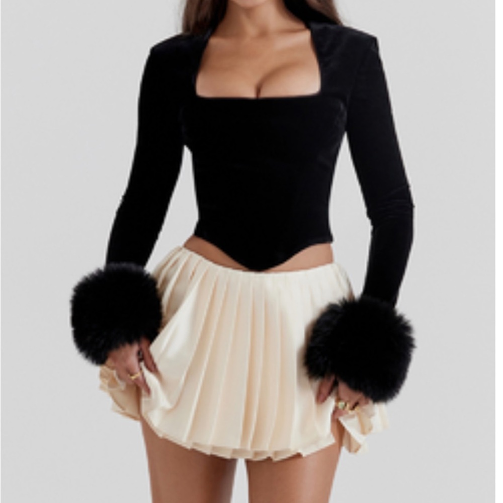 NWOT House of Cb Black Velvet Corset Top XS